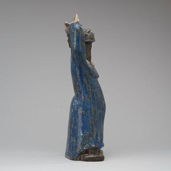 ÅKE HOLM, skulptur, "Noa med duvan", Höganäs 1950-tal.