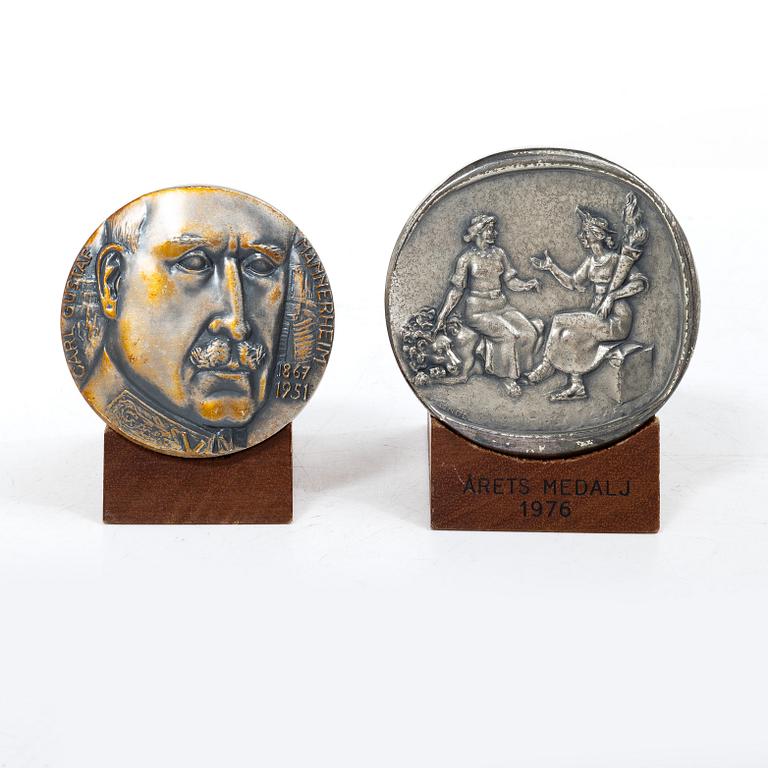 Medals 2 pcs, sterling silver, 1976.