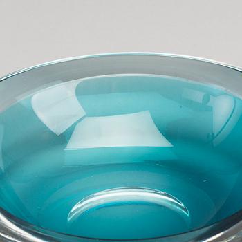 VICKE LINDSTRAND GLASS BOWL.