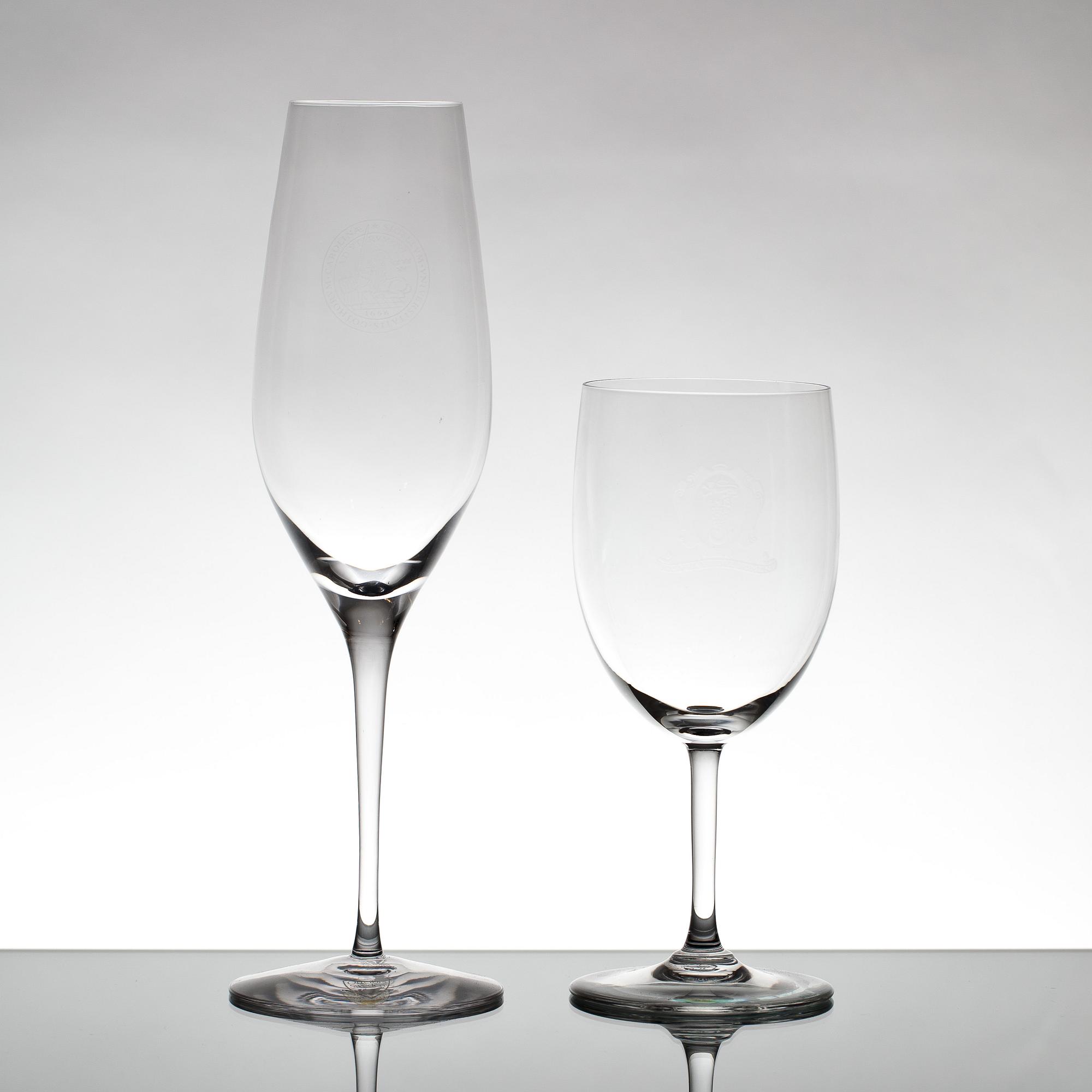 CHAMPAGNEGLAS, 6 st, "Merlot", Orrefors, och VINGLAS, 13 st.