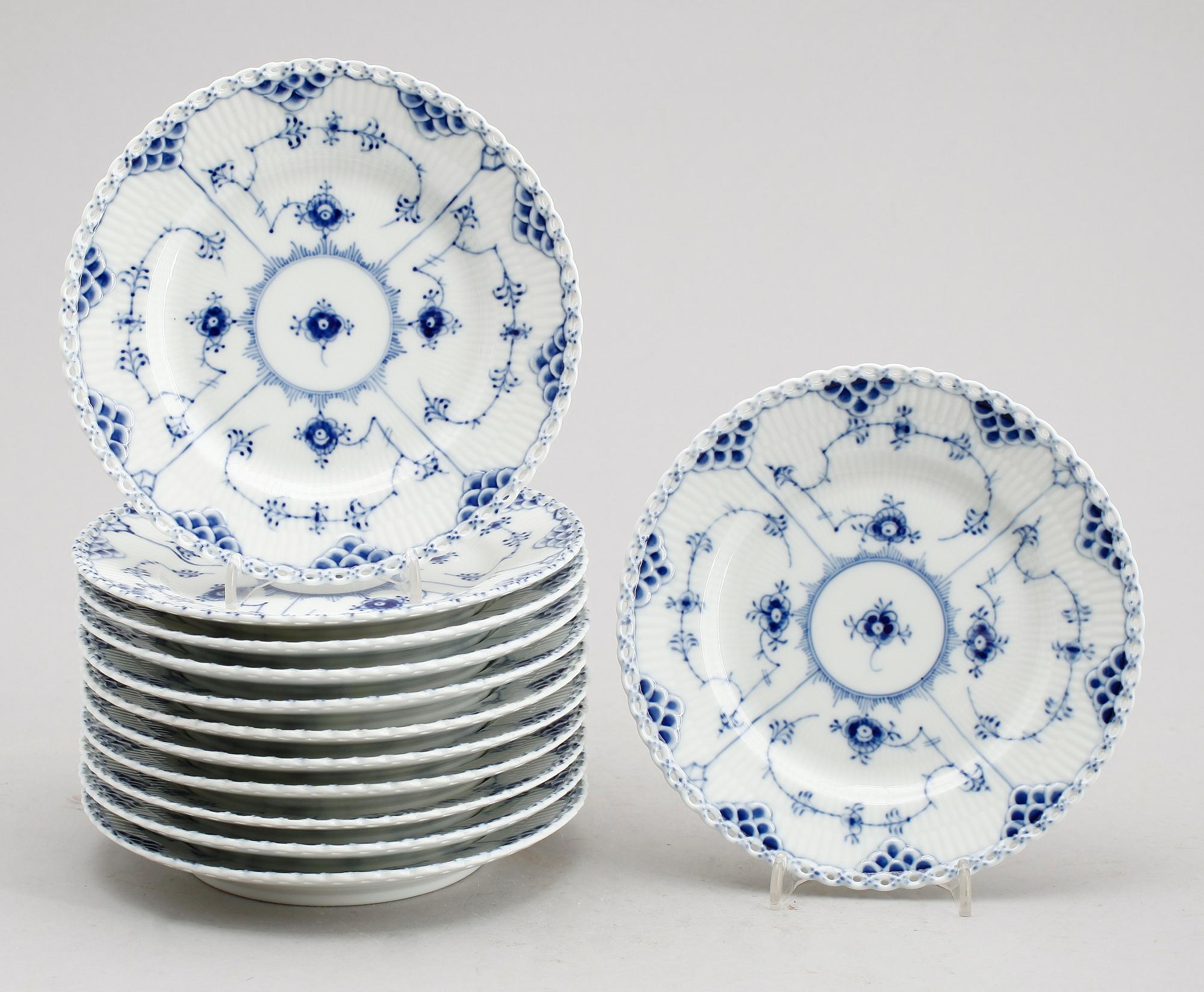 ASSIETTER, 12 st, porslin, Royal Copenhagen.