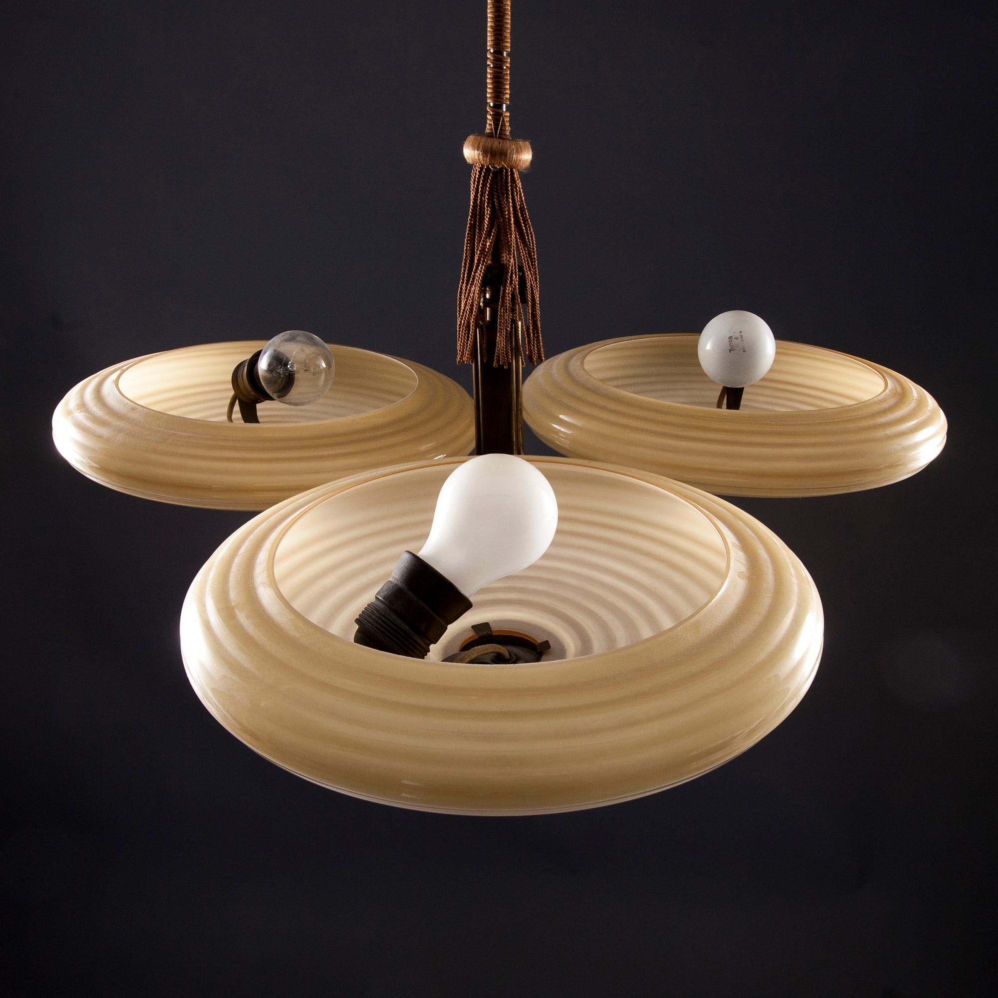 TAKLAMPA, troligen Orno, 1930-tal. Höjd 53 cm.
