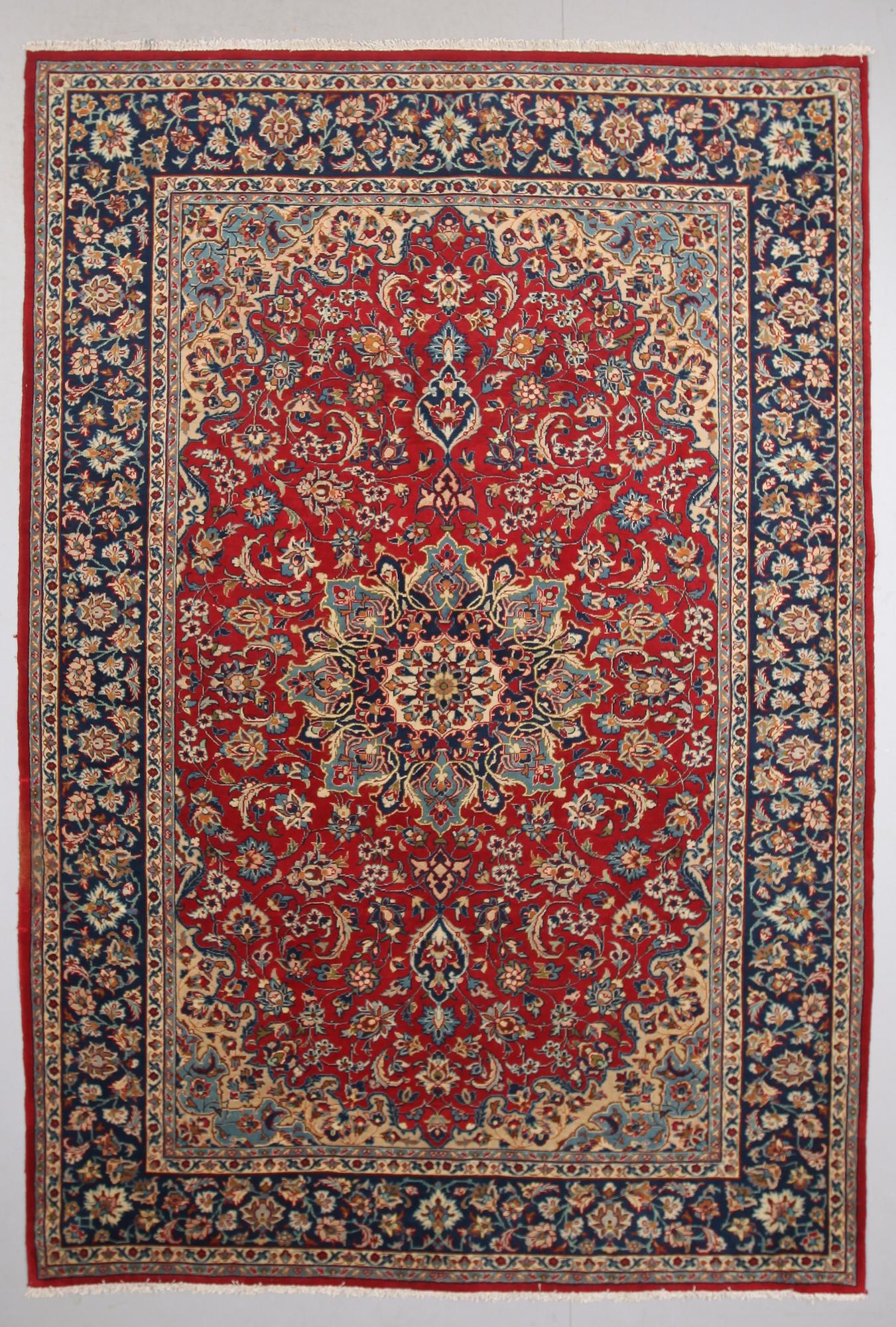 MATTA, Nadjafabad, ca 320 x 220 cm.