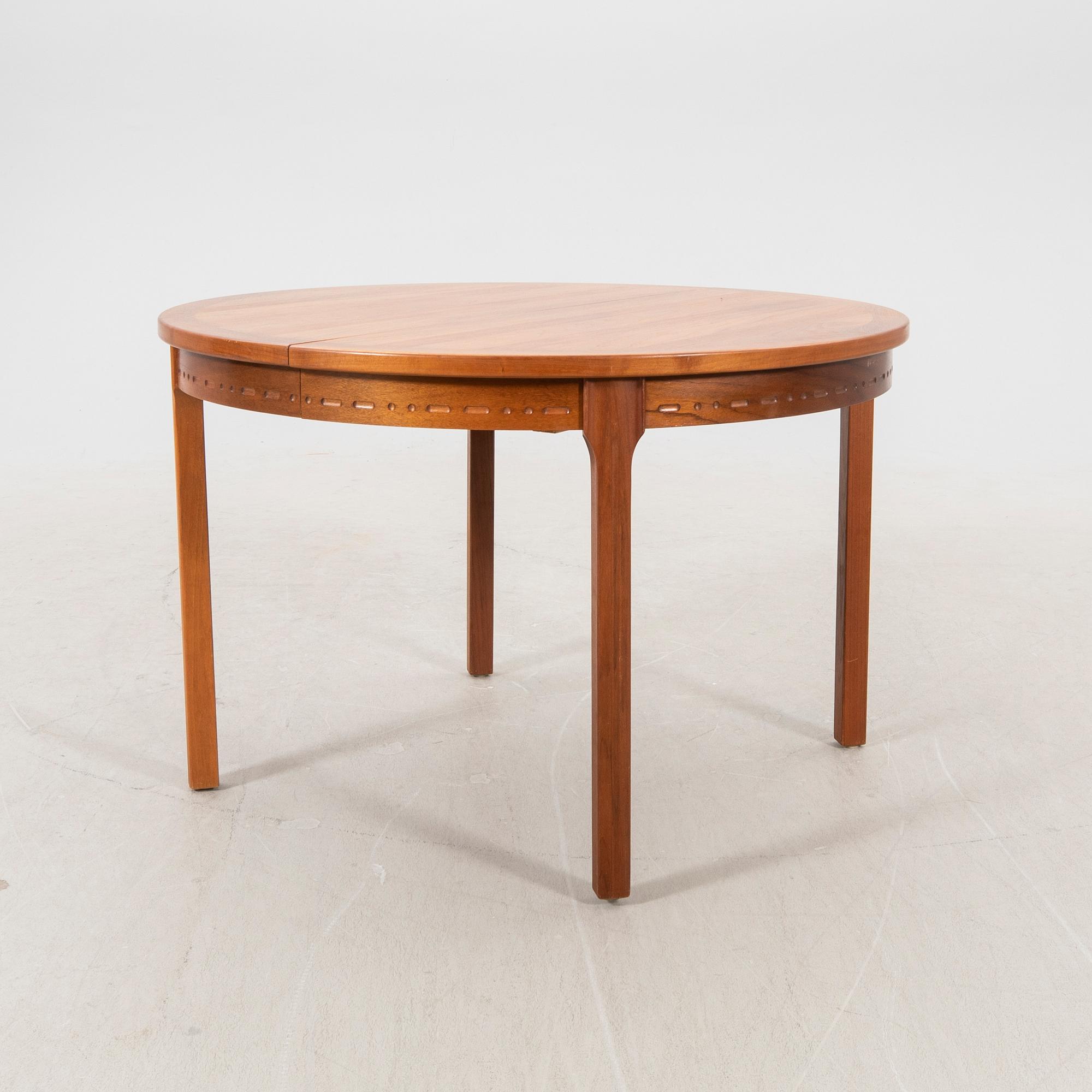 Nils Jonsson, a walnut dining table, Troeds 1960s.