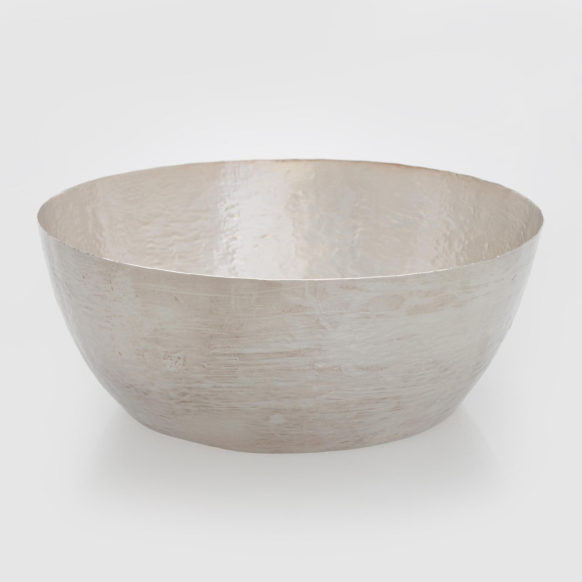 Tapio Wirkkala, malja, hopeaa, Kultakeskus Hämeenlinna 2007.