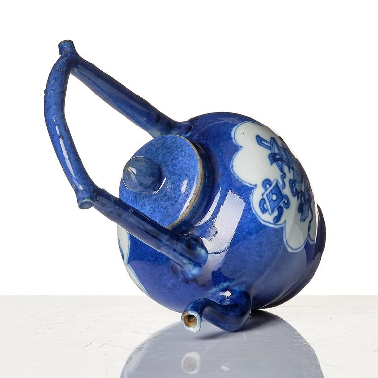 A nice powder blue tea pot with cover, Qing dynasty, 18th century.