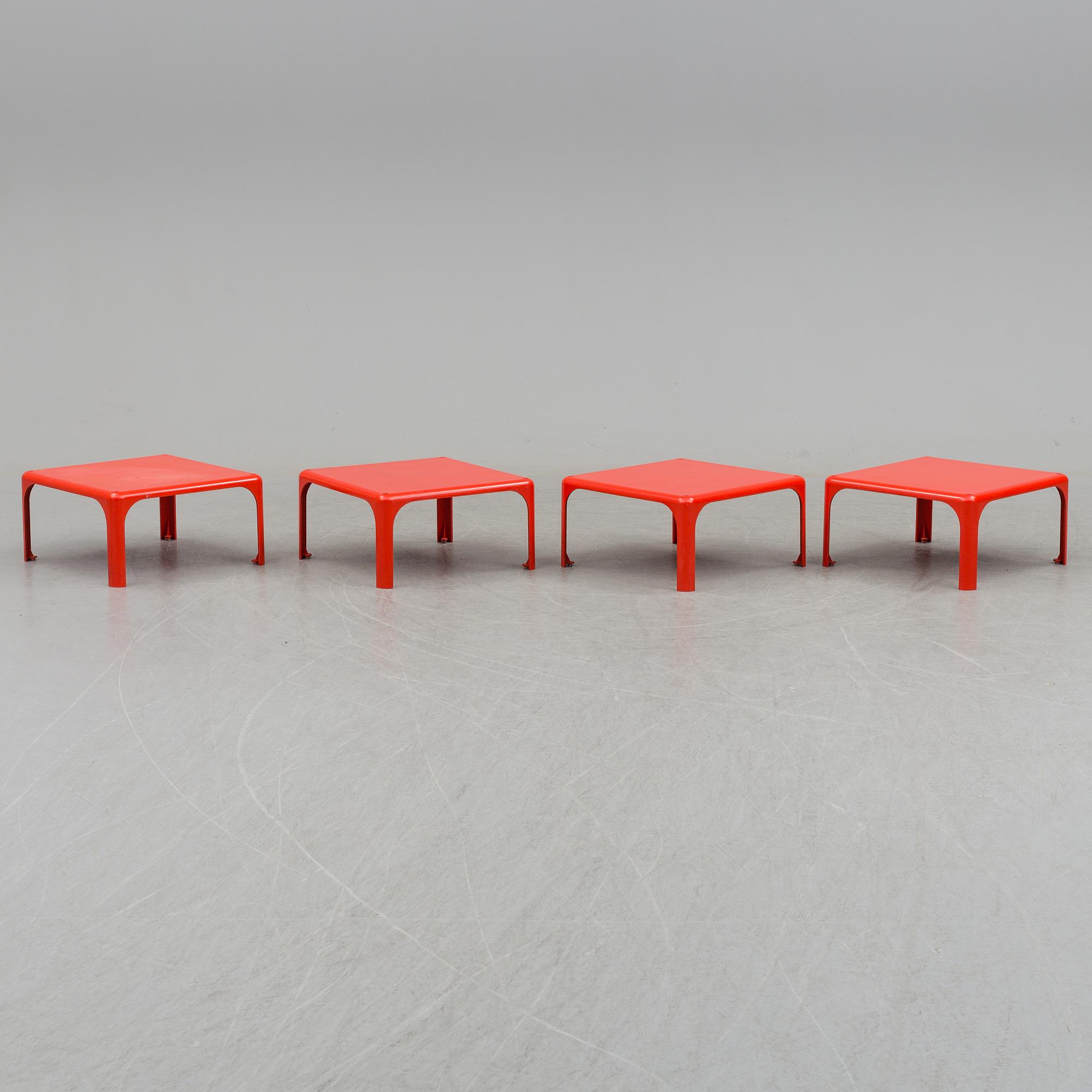 VICO MAGISTRETTI, bord, 4 stycken, "Demetrio 45", Artemide, Milano, Italien, 1900-talets senare del.