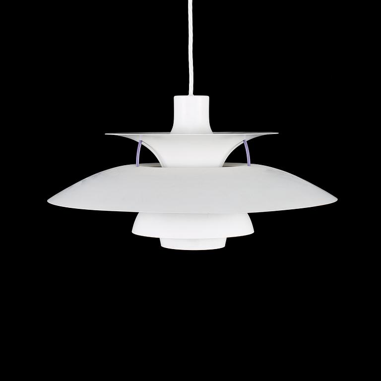 TAKLAMPA, PH-5, Poul Henningsen för Louis Poulsen, Danmark, 1900-talets andra hälft, höjd ca 27 cm.