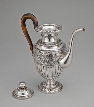 KAFFEKANNA, silver, empire, Otto Wilhelm Kjellberg, 1841, Västerås. Vikt tot 1140g.