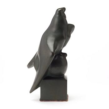 Carl Milles, "Örn på glob".