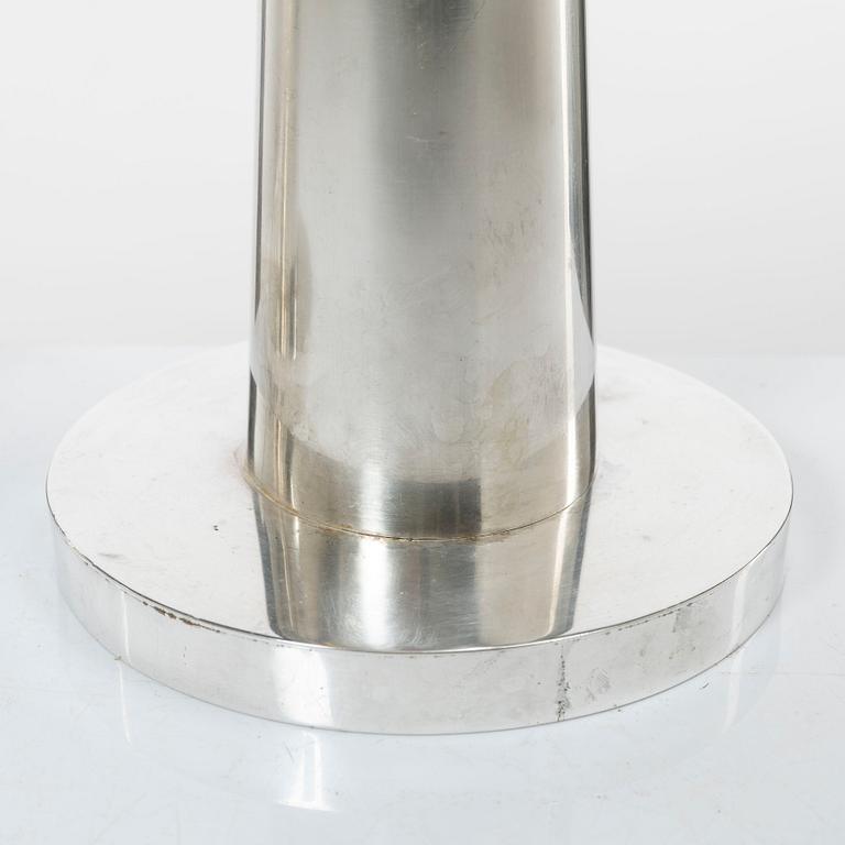 Åke Strömdahl, A pair of Swedish sterling silver candlesticks, company Hugo Strömdahl AB, Stockholm 1955.