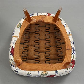 EMMAFÅTÖLJER, 2 st snarlika, 1900-talets första hälft.