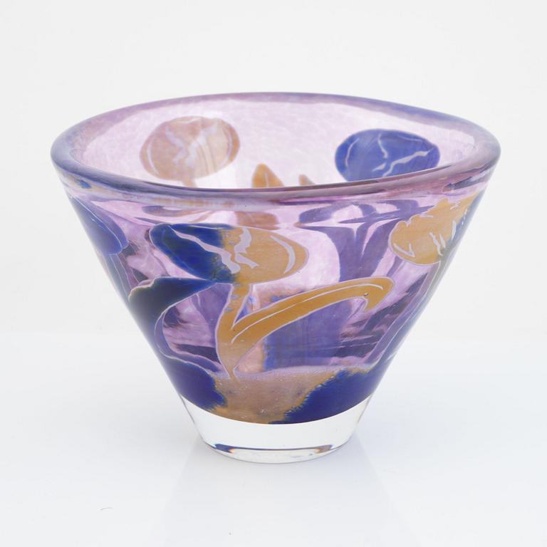 Astrid Gate, bowl, graal, "Tulip", Johansfors, signed and limited edition numbered 10/25.