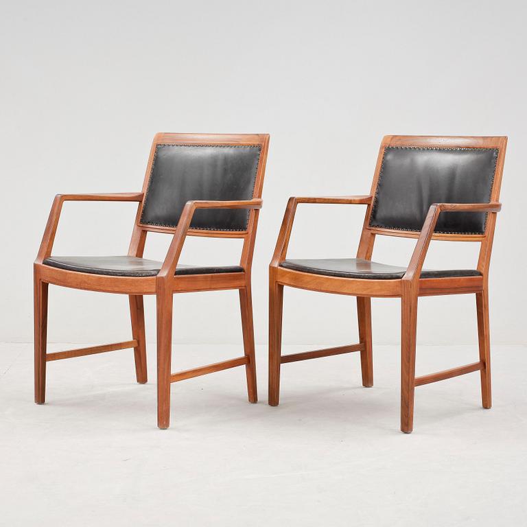 KARMSTOLAR, ett par, Bertil Fridhagen, Bodafors, 1960-tal.