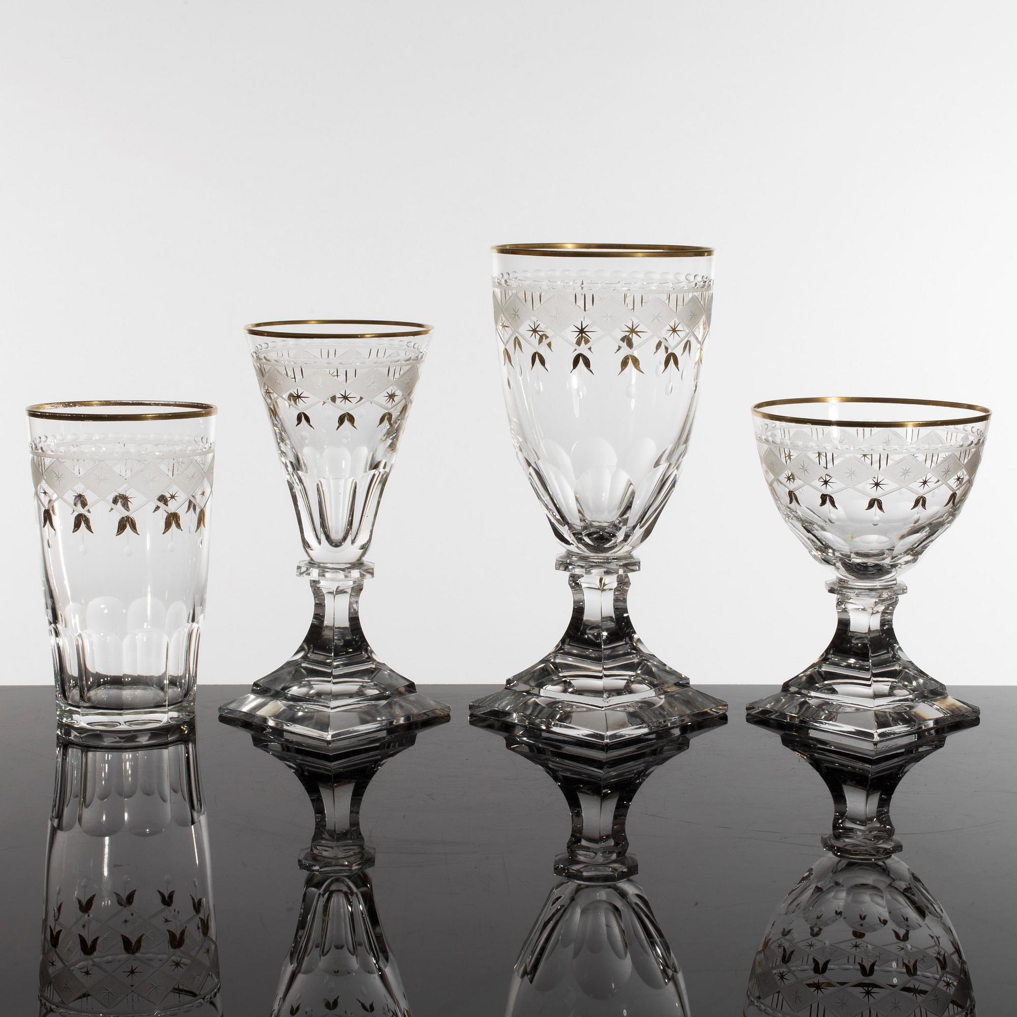 A lot of 46 "Odelberg Junior" glasses from Kosta.