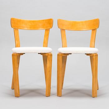 Alvar Aalto, a pair of 1940s '69' chairs for O.Y. Huonekalu- ja Rakennustyötehdas A.B.