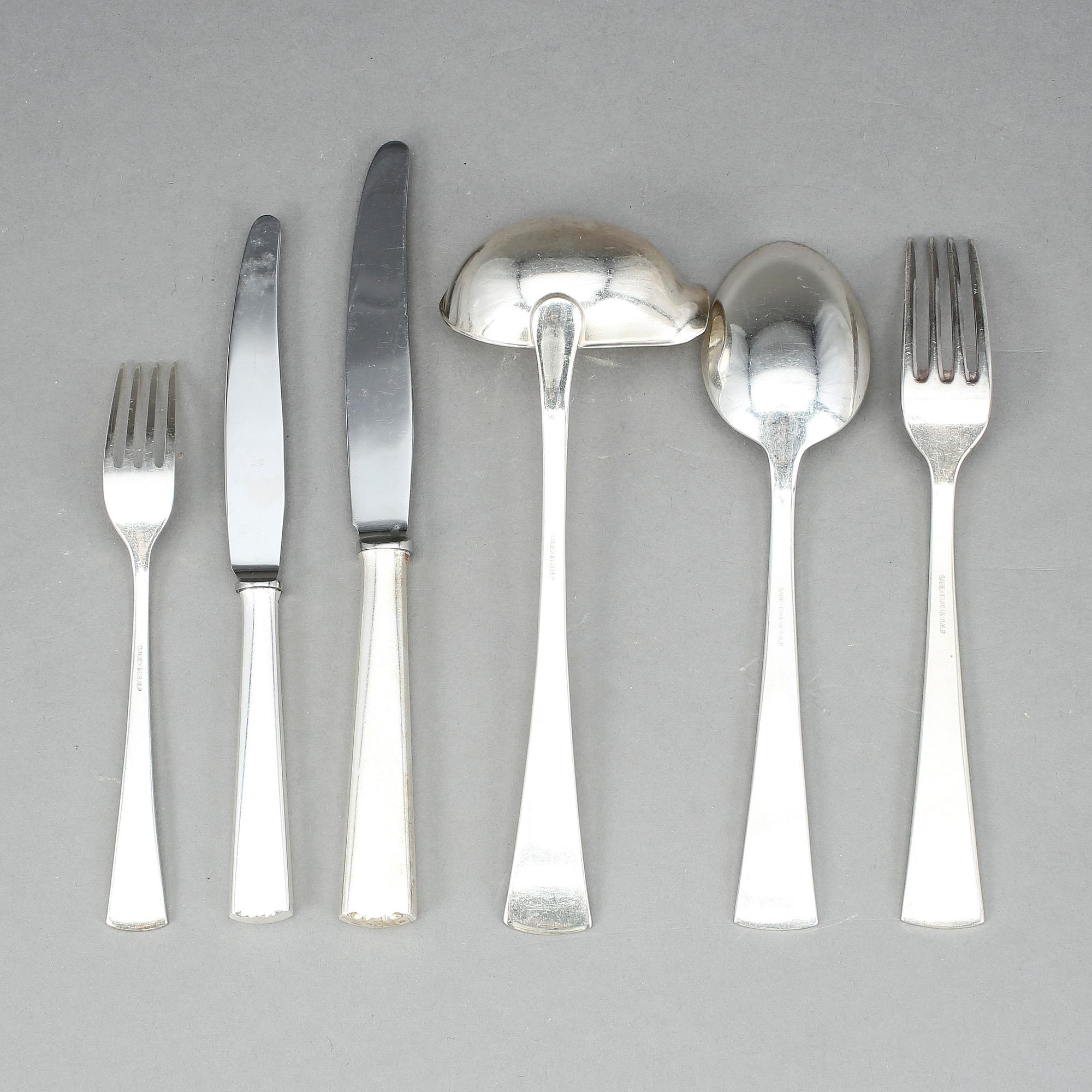MATSILVERUPPSÄTTNING, 31 delar, nysilver, modell "Diplomat", ca 1960-tal.