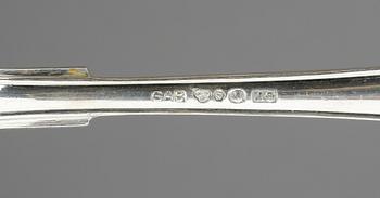 BESTICKSUPPSÄTTNING, 62 delar. Silver. Bl a GAB Stockholm 1925. Tot ca 2760 g.