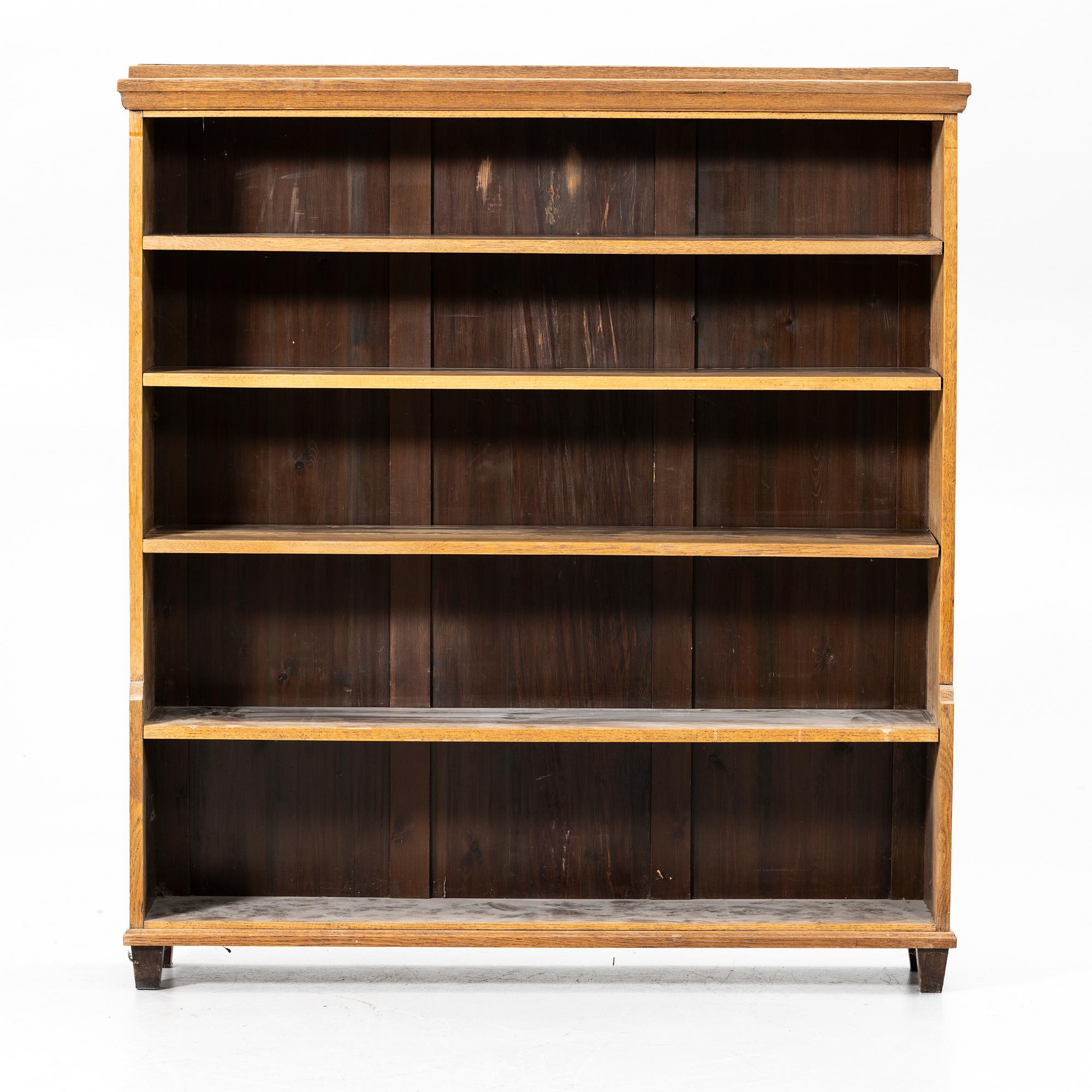 Bookshelf, 20th century.
