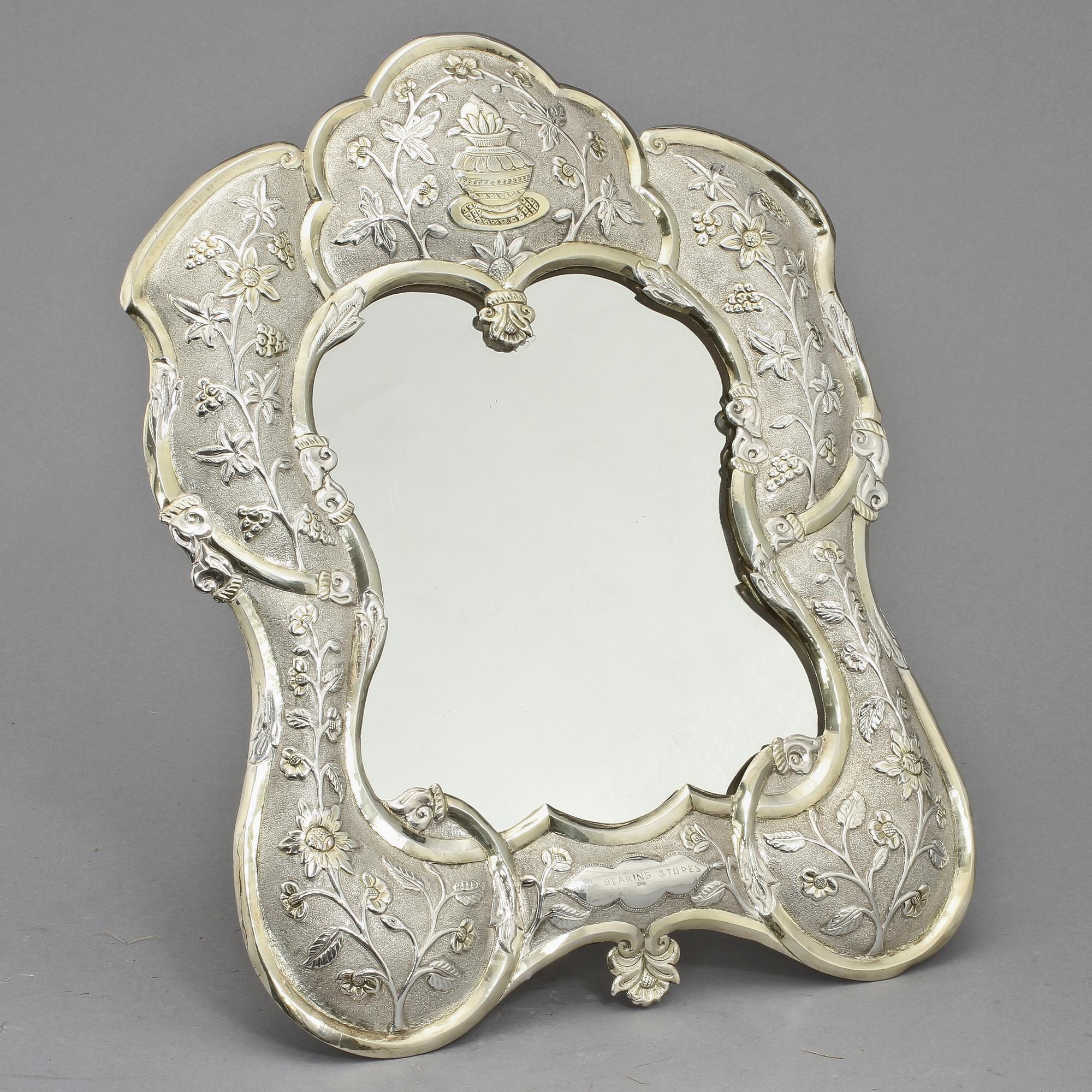 SPEGEL, silver, barockstil, 1900-tal. Vikt ca 550 g.