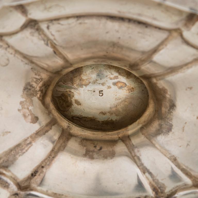 A five-piece sterling silver coffee and tea service, and 12 spoons, USA, first quarter of the 20th century.