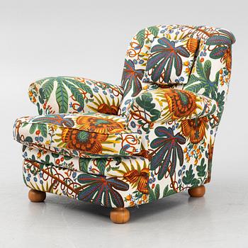 Josef Frank, fåtölj med fotpall, modell 336, Firma Svenskt Tenn.