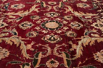 An antique Agra Carpet India, ca 527 x 443 cm.