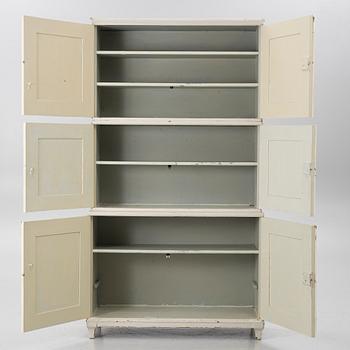 A cabinet, 18th/19th century.