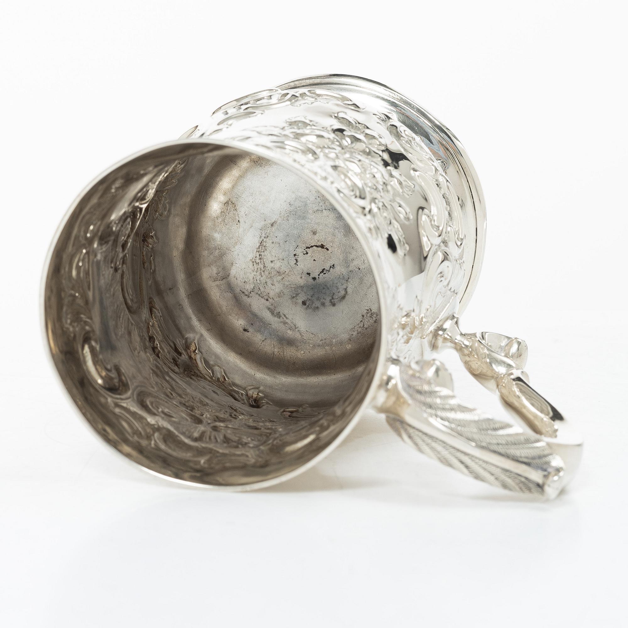 A British silver tankard, mark of John Kidder, London 1783.