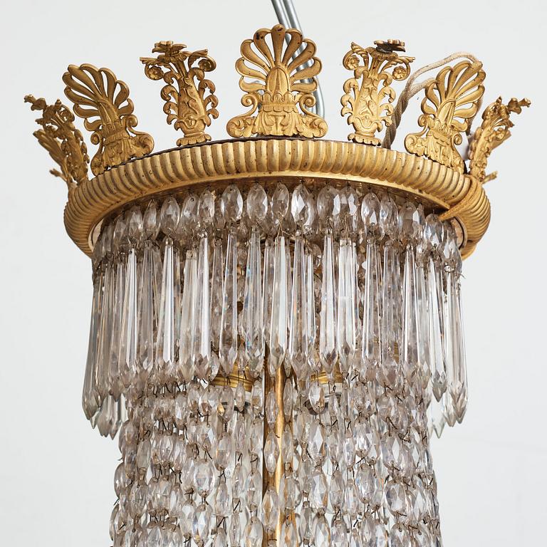 An Empire eighteen-light chandelier, 1830's.