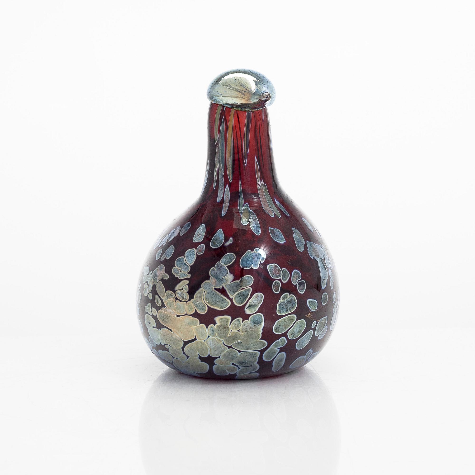 Oiva Toikka, A glass bird, signed O. Toikka Nuutajärvi.