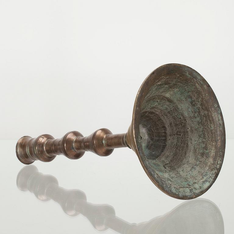 LJUSSTAKE, mässing samt koppar, Ottomansk 1700-tal.