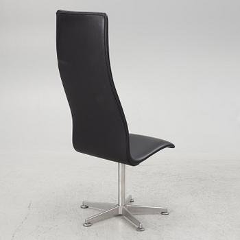 Arne Jacobsen, an 'Oxford Chair', Fritz Hansen, Denmark 1998.