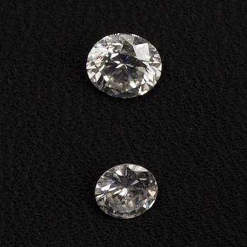 PARTI DIAMANTER, 2 st. Briljantslipade diamanter. Sammanlagt ca 0,55 ct.