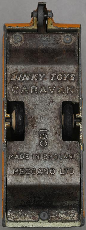 PARTI LEKSAKER, 9 delar, bl a Dinky Toys.