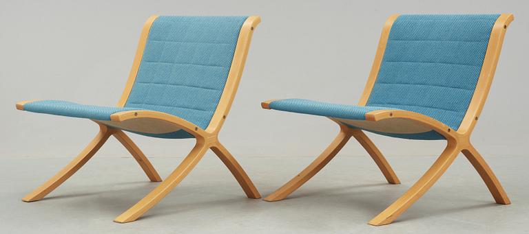 FÅTÖLJER, ett par, "X-stolen", Peter Hvidt & Orla Molgaard Nielsen, Fritz Hansen, Danmark, 1979.