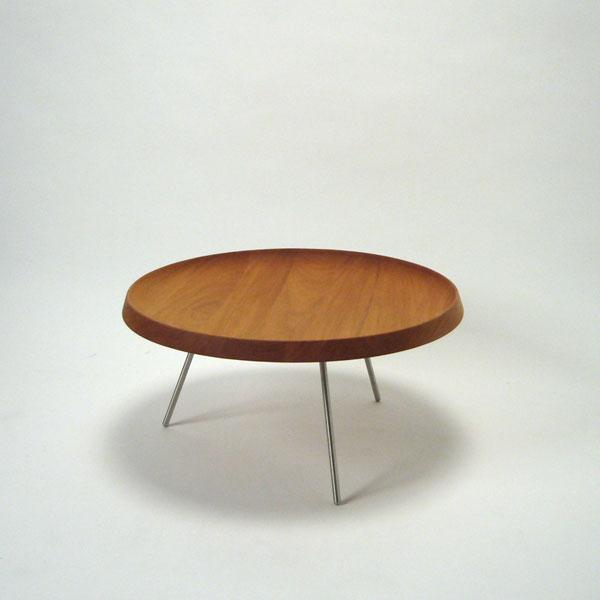 FRUKTSKÅL MED BENSTÄLLNING, design Hans J Wegner, Danmark.