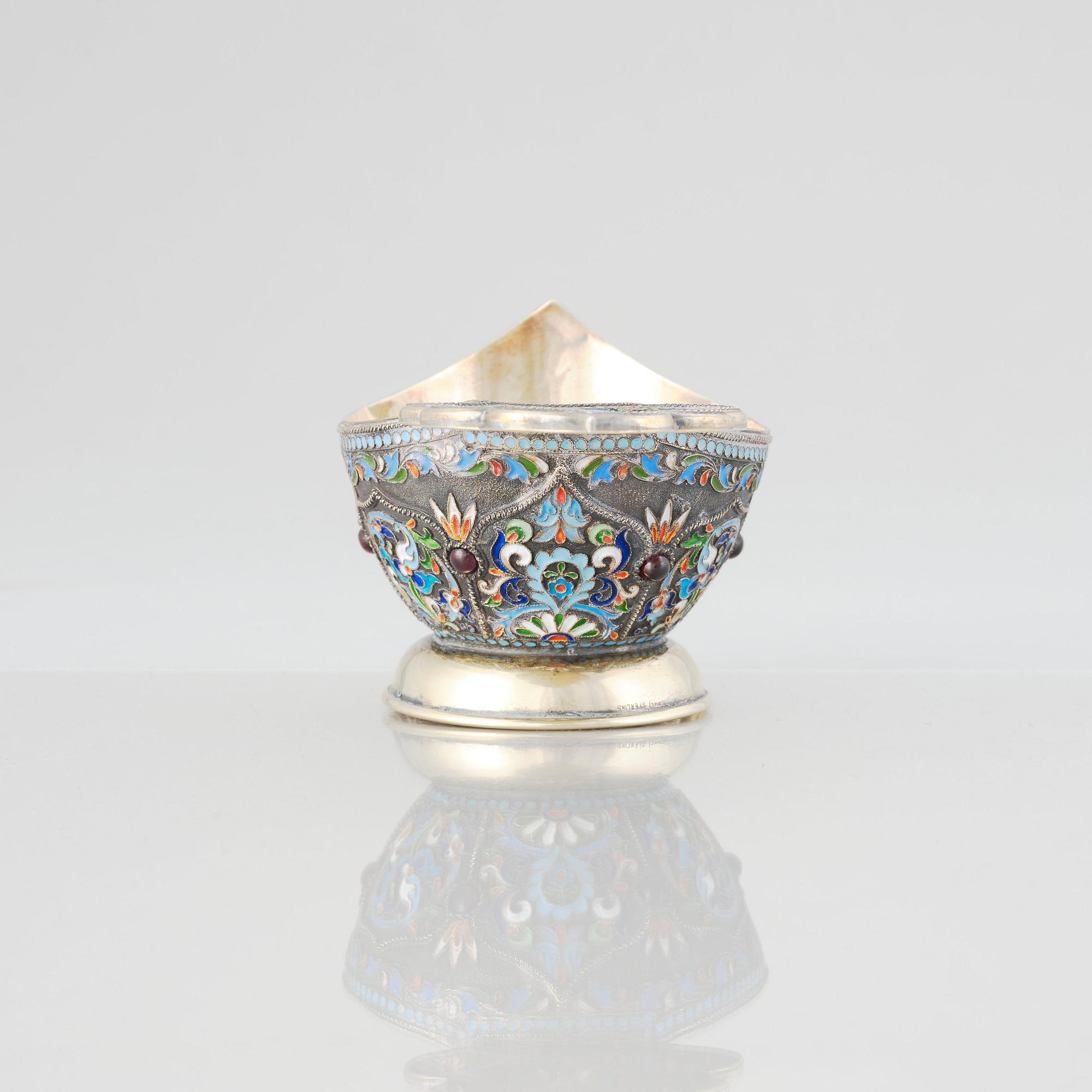 A Russian early 20th Century silver-gilt and enameled kovsh, mark of Semen kazakov, Moscow 1908-1917.