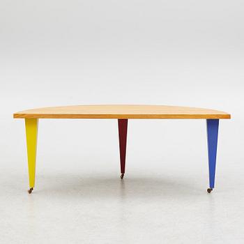 Jonas Bohlin, coffee table, from the "Obelisk" series, Källemo. The model was designed in 1991.