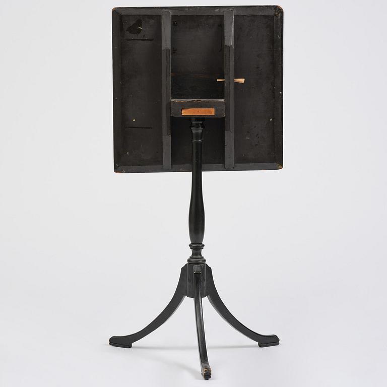 A late Gustavian tilt-top table from J. N. Asplinds workshop in Falun (1785-1820).