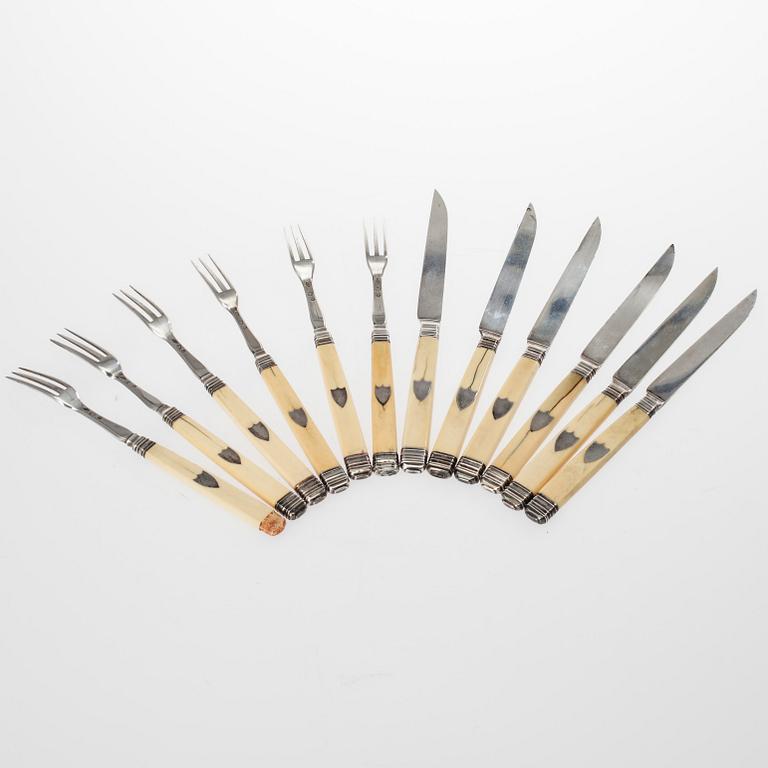 FRUKTBESTICK, 6+6, silver och ben, Francois-Charles Gavet, Paris 1798-1809.