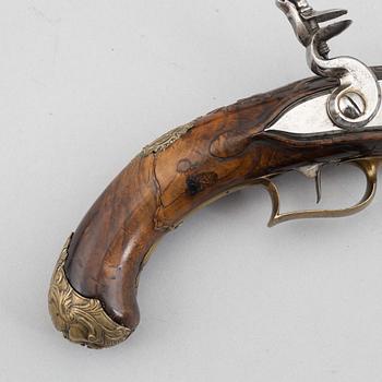 Flintlåspistoler, ett par, Joakim Rosenberg, Stralsund, 1700-talets första hälft.