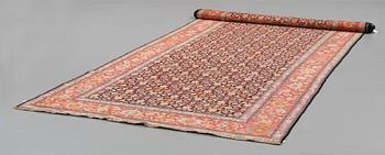 MATTO, an antique Karabakh kelly, ca 575,5 x 209 cm.