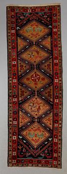 MATTA, orient, ca 301 x 102 cm.