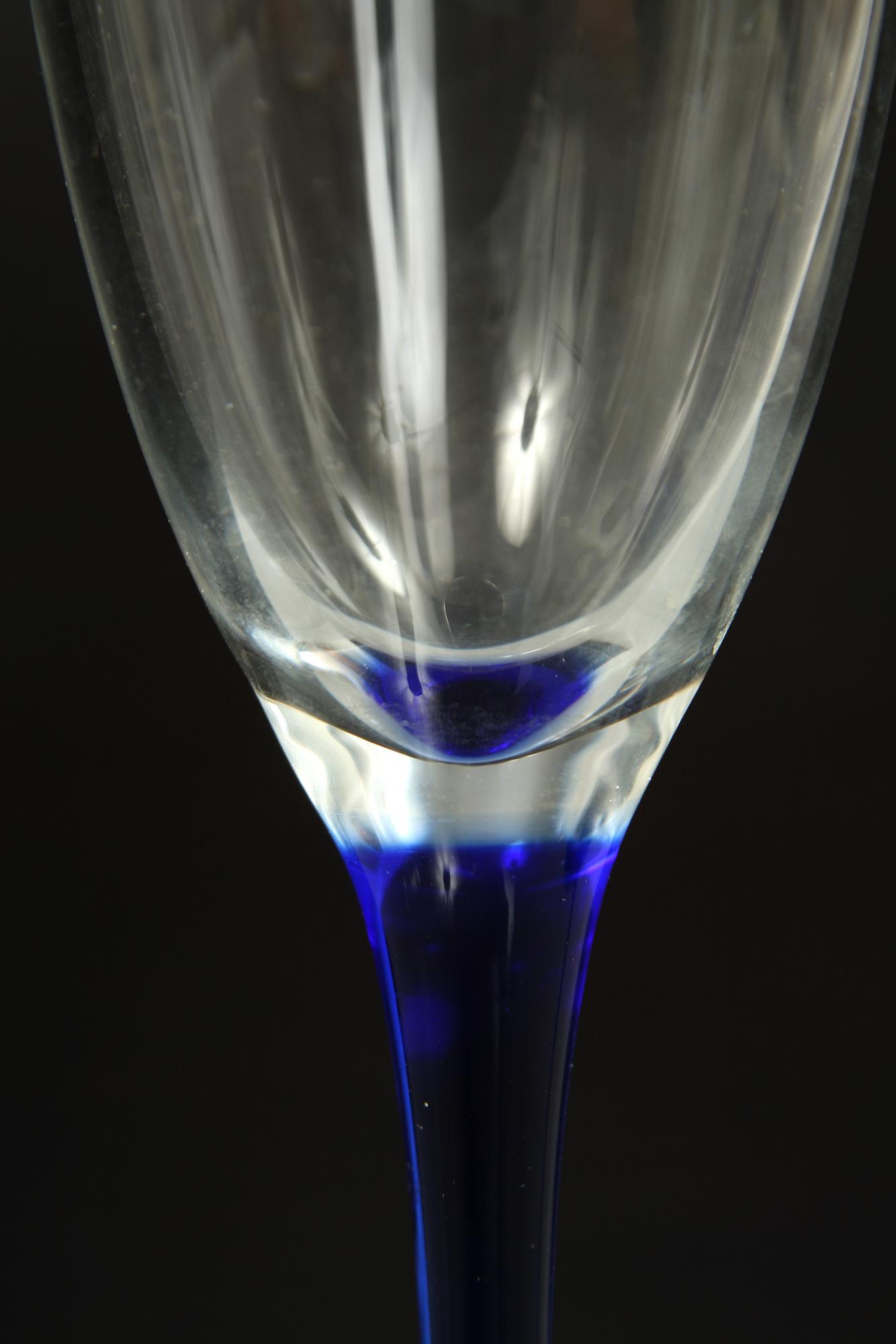 GLASSERVISDELAR, 28 st.