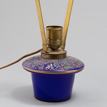 BORDSLAMPOR, ett par, glas, 1800-tal.