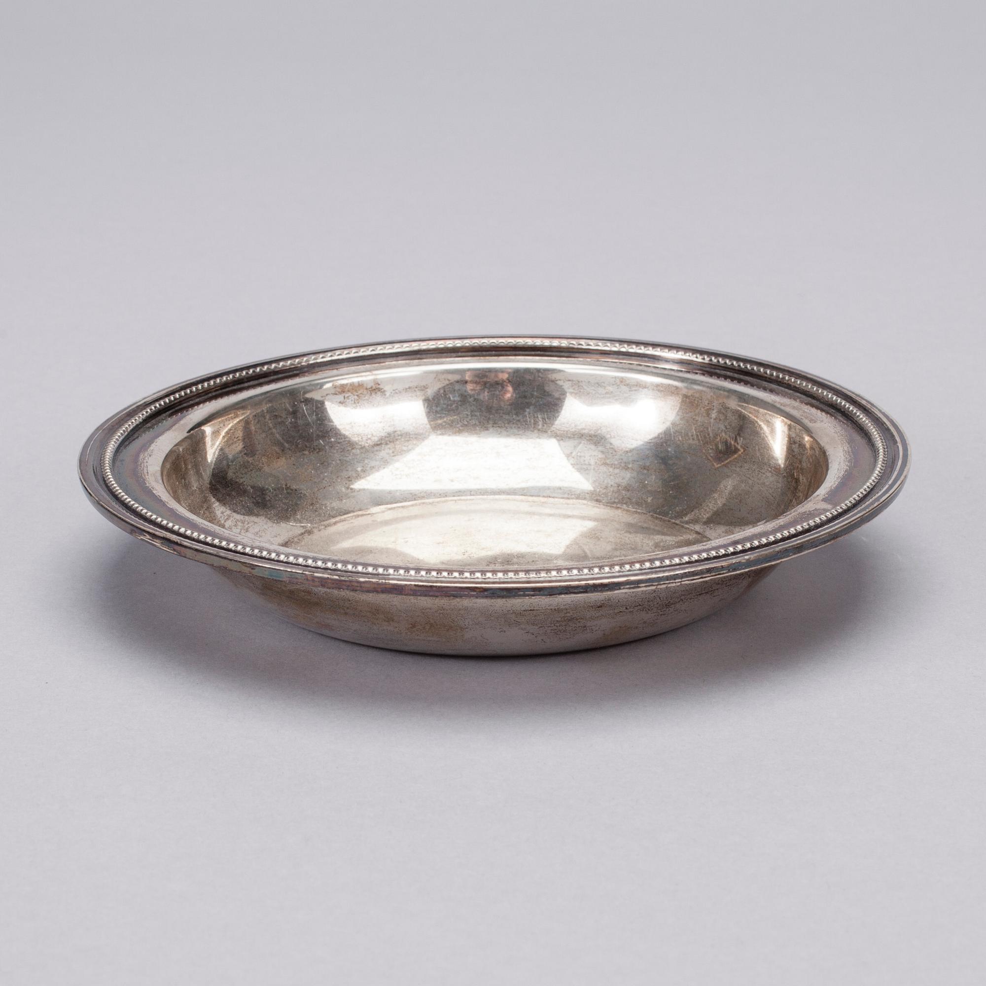 SKÅL, sterling silver, Svend Toxvaerd, Köpenhamn. Vikt 177,7 g.