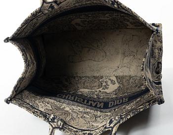 Christian Dior, väska "Book Tote".