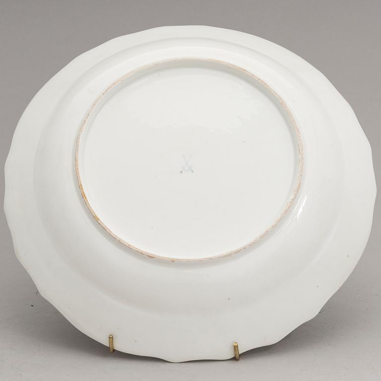 Two Meissen porcelain vases, a platter, an urn and a lidded box from the latter half of 20th century.