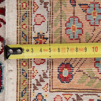 MATTA, orientalisk. Silke. Ca 160x103 cm.